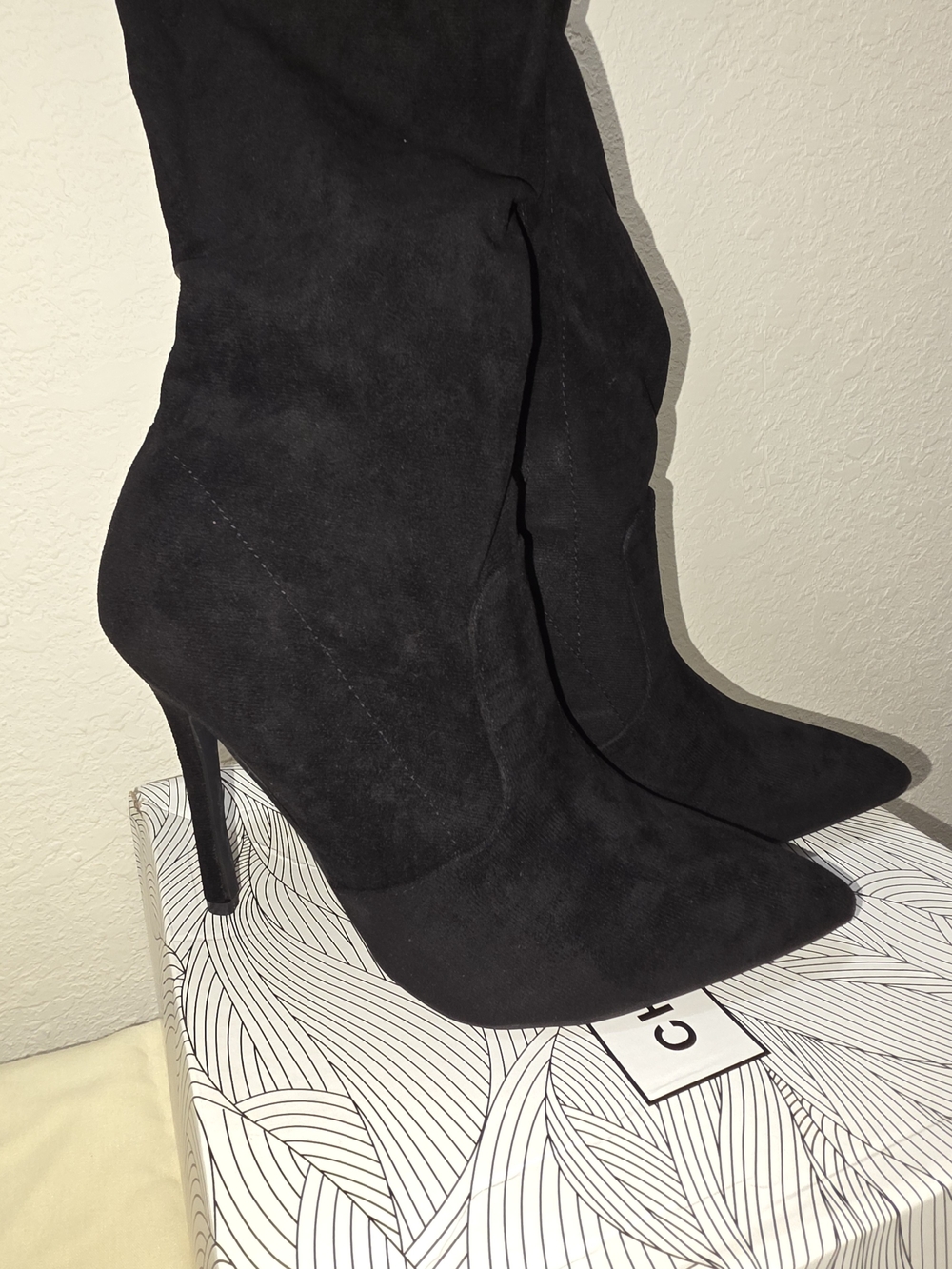Chinese Laundry Black Suede Pointed-Toe Stiletto Boots